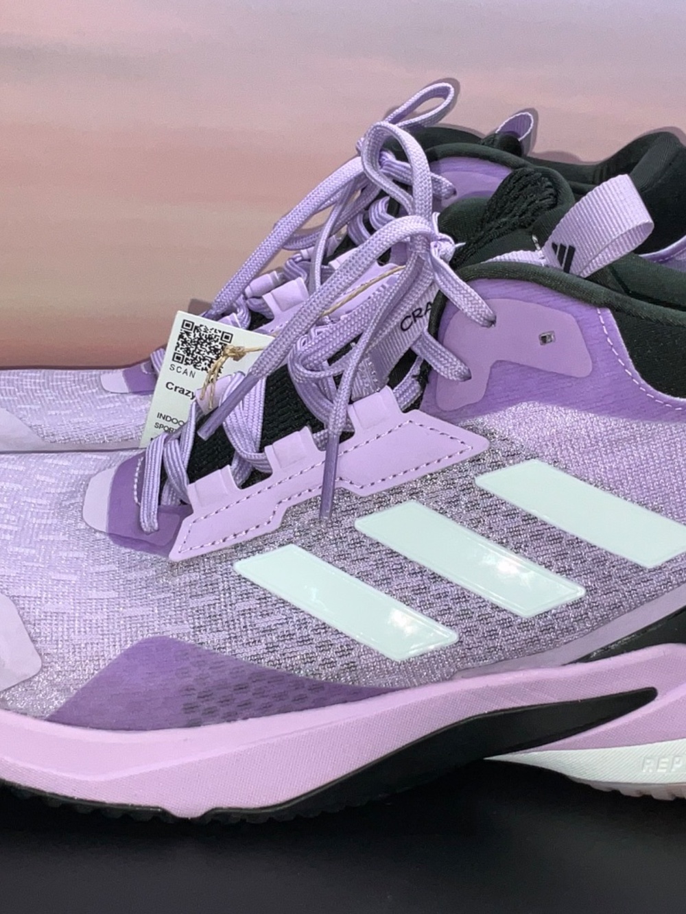 Adidas CrazyFlight 6 Mid W Indoor Volleyball Shoes in Powder Plum/Black.10.5/9UK - Picture 3 of 6